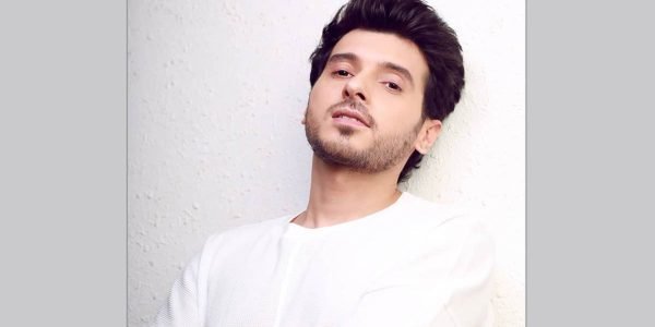 Divyenndu Sharma Reveals Success Of Mirzapur Has Led To Offers Coming In A ‘Serious Space’