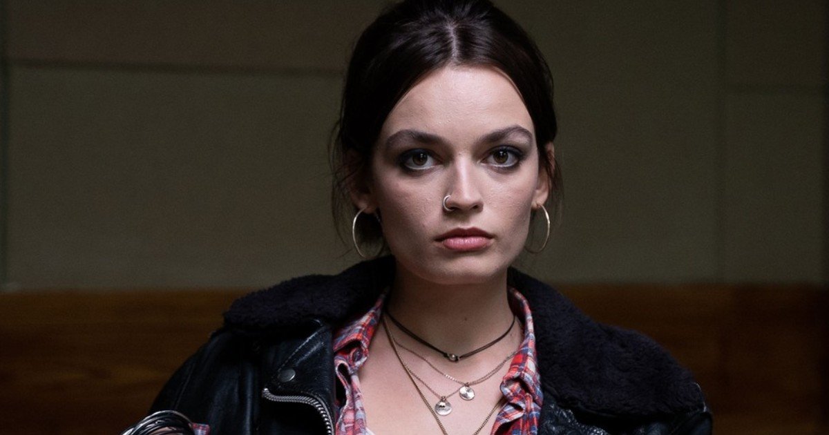 You are currently viewing Sex Education Season 5 Won’t Get Emma Mackey Back As Maeve, Star Says “I Want To Gracefully Exit From…”