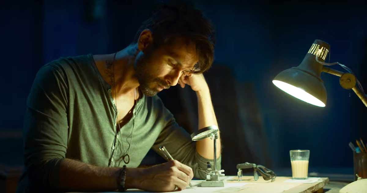 You are currently viewing Farzi: Prime Video Curates A One-Of-A-Kind Show-Themed Perfume That Smells Of Freshly Minted Notes